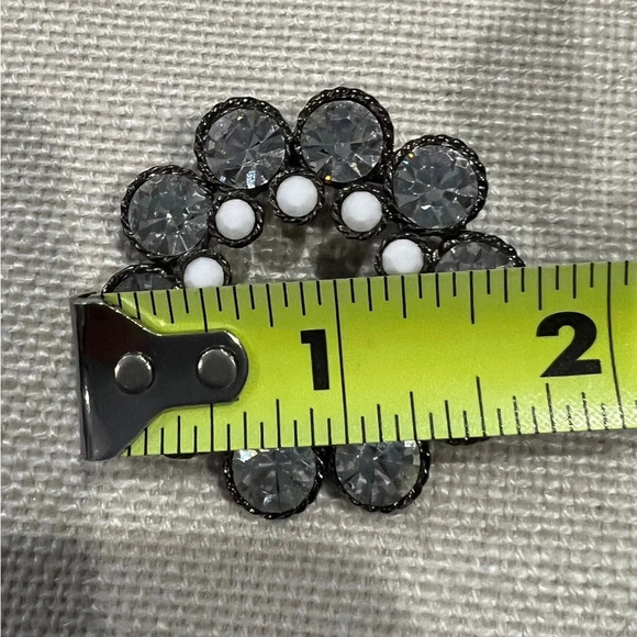 WHBM custom jewelry brooch - Picture 4 of 4